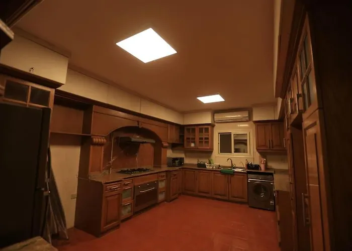 Munir\'S Residence 2
