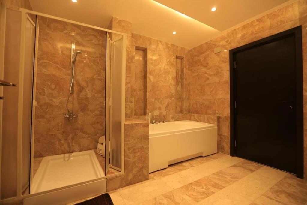 Apartament Munir's 2