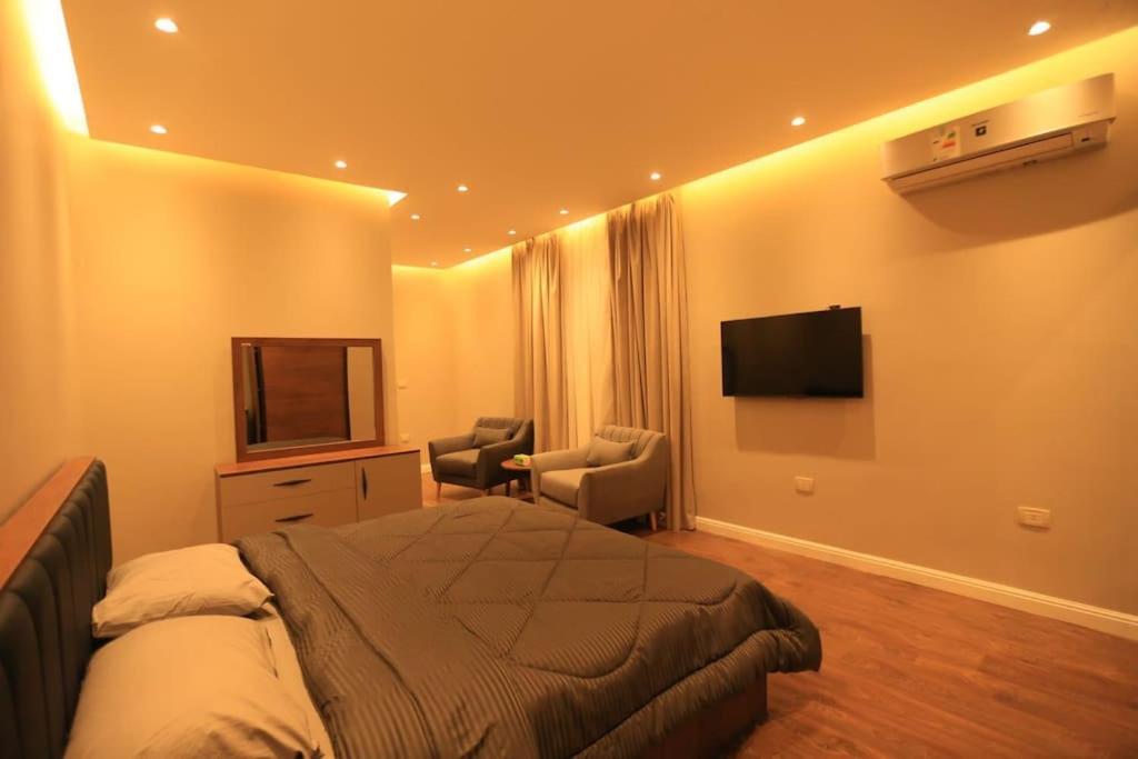 Munir's 2 Apartament Kair