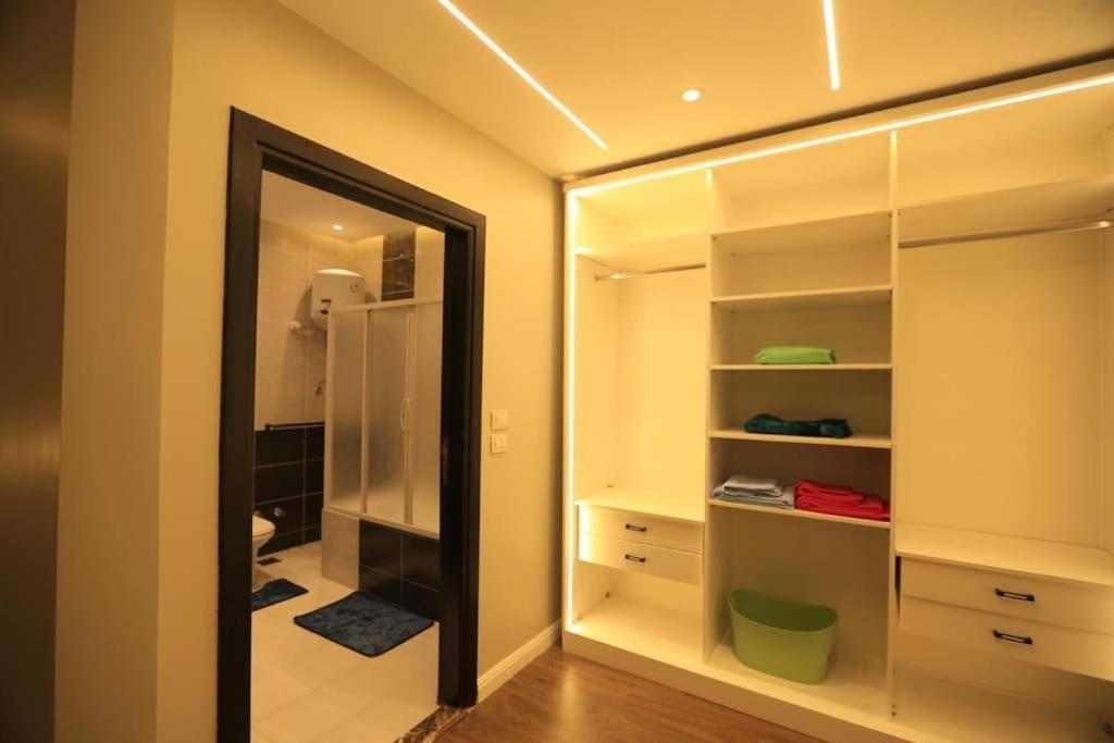 Munir's 2 Apartment Cairo