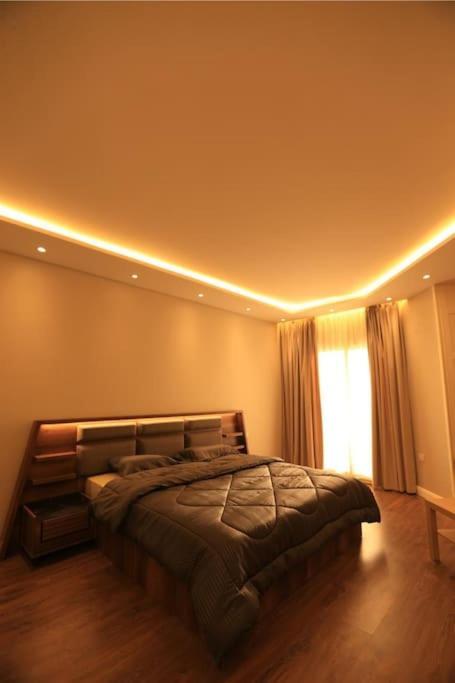 Munir's 2 Apartment